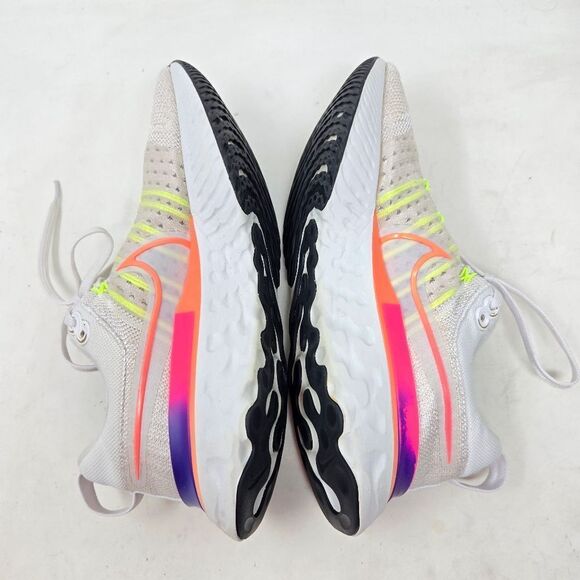 Nike React Infinity 2 Flyknit Women's White and Pink Running Shoes Size 8 - Picture 9 of 11